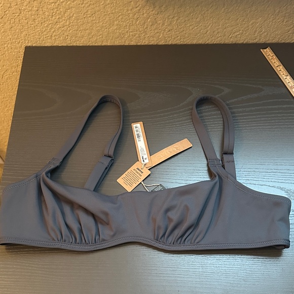 SKIMS Charcoal Sculpting Swim Ruched Lined Bikini Top Size XL - Picture 1 of 3